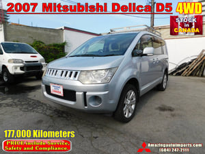 2007 Honda Stepwagon Van 4WD w/Dual Sliding Door 91,000 km