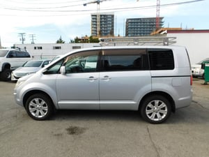 2007 Honda Stepwagon Van 4WD w/Dual Sliding Door 91,000 km — photo 2