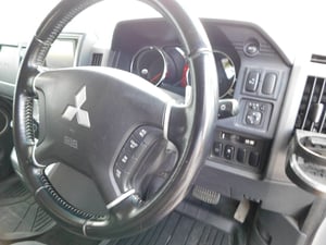2007 Mitsubishi Delica D5 4WD with Roof Rack & Ladder 177km Canada Stock — photo 3