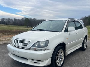 1999 Toyota Harrier/RX 300 All Wheel Drive — photo 2
