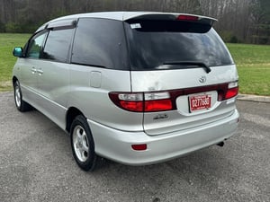 2001 Toyota Estima 4 Wheel Drive — photo 3