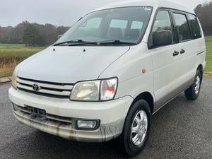 1998 Toyota Townace Noah 4x4 — photo 2