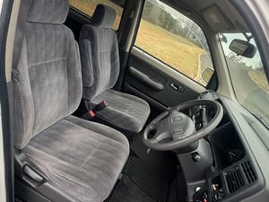 1998 Honda StepWagon Passenger Compartment Mesurment (LxWxH),108x62x52 inch — photo 5