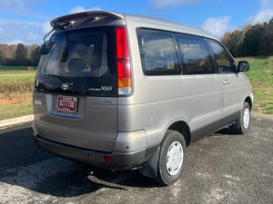 1997 Toyota Liteace Noah 4x4 — photo 3