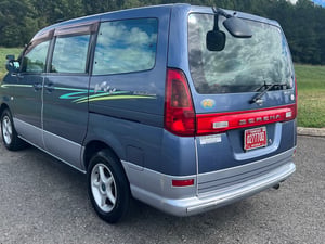1999 Nissan Serena Side Sliding Doors — photo 3