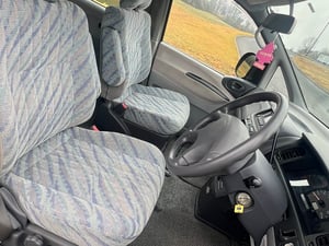 1998 Mitsubishi Delica — photo 5