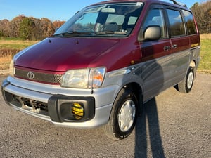 1997 Toyota LiteAce Noah 4 Wheel drive — photo 2