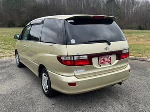 2000 Toyota Estima — photo 4