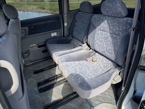 2000 Nissan Serena — photo 6
