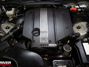 2000 Toyota Crown Royal Saloon — photo 4