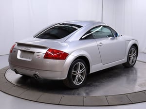 2000 Audi TT Quattro — photo 6