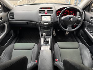 Honda Accord Euro R — photo 3