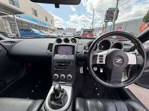 Nissan Fairlady Z version ST — photo 4