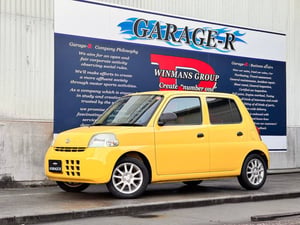 Daihatsu Esse D