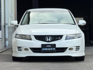 Honda Accord Euro R — photo 6