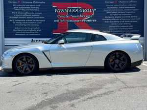 GT-R Premium Edition — photo 6