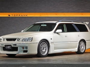 2000 Nissan Stagea