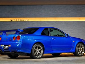 1999 Nissan Skyline GT-R — photo 3