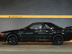 1989 Nissan Skyline GT-R — photo 3