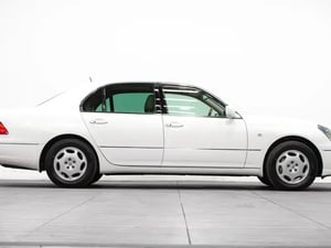 2000 Toyota Celsior — photo 5