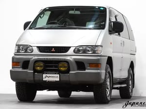 1999 Mitsubishi Delica V6 L400