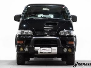 1998 Mitsubishi Delica Chamonix — photo 2