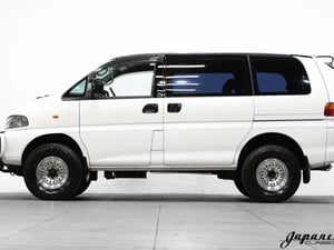 1994 Mitsubishi Delica L400 — photo 4
