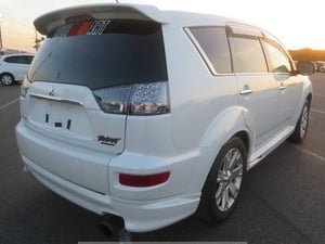 2010 MITSUBISHI OUTLANDER ROADEST 24G — photo 6
