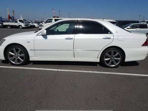 2004 TOYOTA CROWN ATHLETE G PACKAGE — photo 3