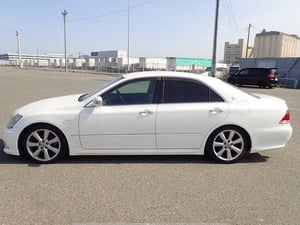 2005 TOYOTA CROWN ATHLETE G PACKAGE — photo 3