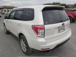 2011 SUBARU FORESTER 2.0XT — photo 4