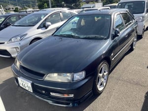 Honda Accord SiR Wagon 1996 — photo 2