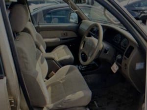 Toyota Hilux Surf SSR-X 2000 — photo 3