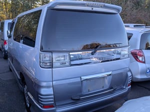 Nissan Elgrand 4WD X 2000 — photo 4