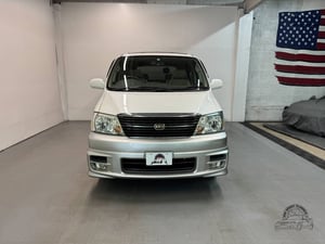 Toyota Granvia 4WD 1999 — photo 5