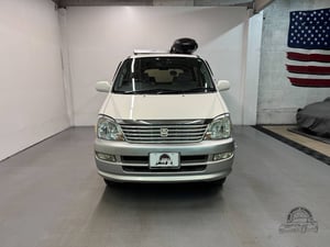 Toyota Regius V L-Package 4WD 1999 — photo 4