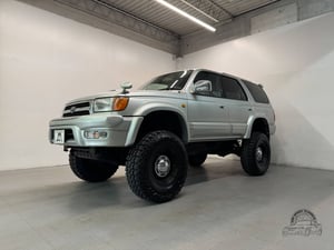 Toyota Hilux Surf SSR-X Intercooled 1999