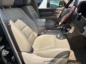 Toyota Land Cruiser Cygnus 1999 — photo 5