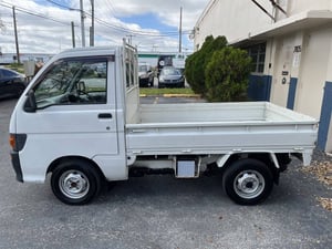 1996 Daihatsu Hijet Mini Truck — photo 4