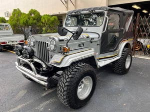 1997 Mitsubishi Jeep Diesel Turbo 4WD J55 — photo 3
