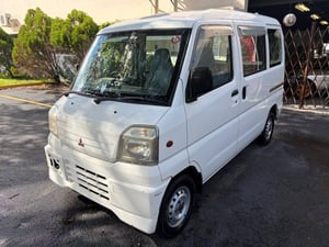 1999 Mitsubishi Minicab Automatic Mini Van — photo 3