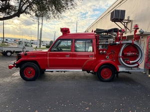 2001 Toyota Land Cruiser 70 A/C Diesel 4WD Fire Truck HZJ79 — photo 4
