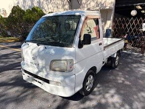 2000 Daihatsu Hijet Mini Truck — photo 3