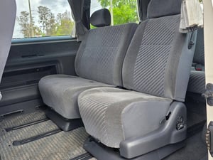 1996 Toyota Granvia 4WD Diesel — photo 5