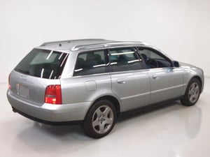 2001 Audi A4 Avant 1.8T Quattro — photo 3