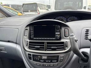 2000 Toyota Estima AERAS AWD — photo 6