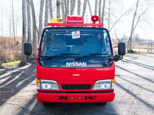 1999 Nissan Fire Truck — photo 2
