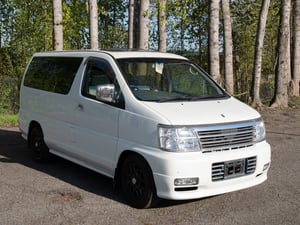 2000 Nissan Elgrand X — photo 3