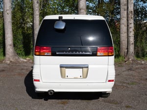 2000 Nissan Elgrand X — photo 5