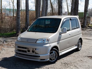 2001 Honda Life L
